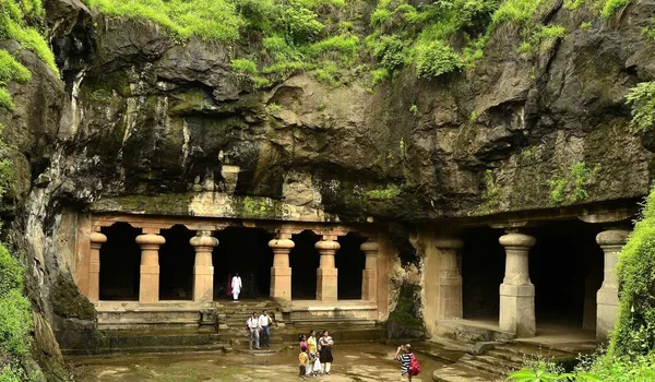 Featured Image of Elephanta Caves